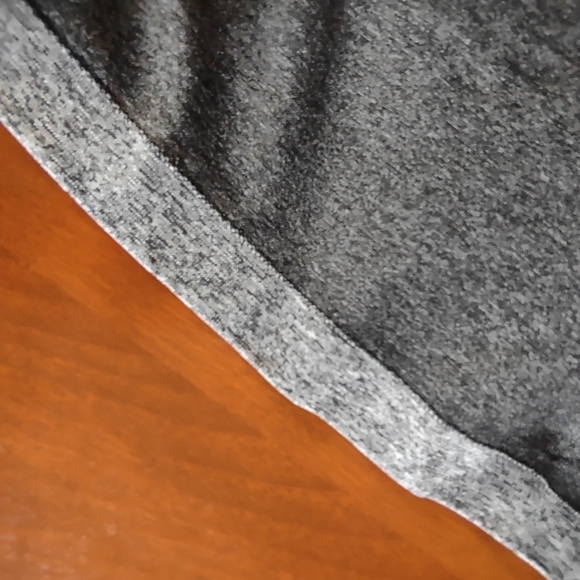 Old Navy Active, Size XL THIS SHIRT IS AWESOME!! - Picture 7 of 8